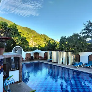 https://amaria-villas.hotelspuertovallarta.org