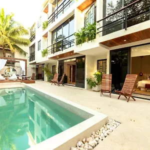 Bt Corazon De Hotel